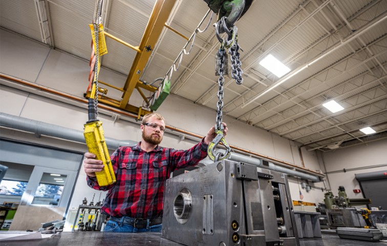 In-House Moldmaking at PTA Plastics